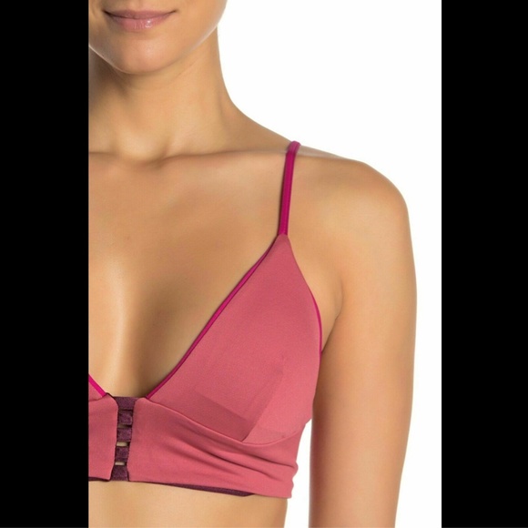 NEW‎ Maaji Evergreen Triangle Bikini Top [SZ Small ] - Picture 2 of 8